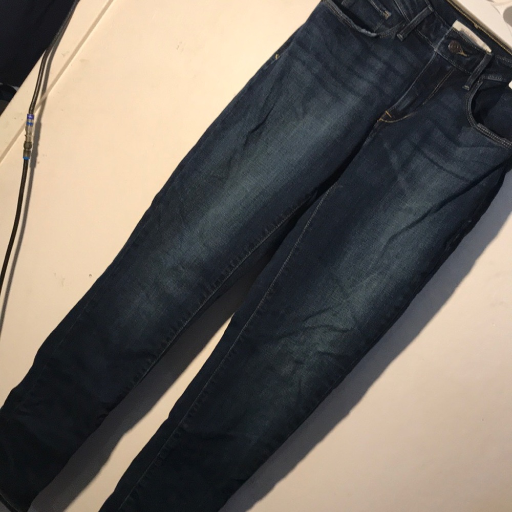 Levi’s straight leg jeans
